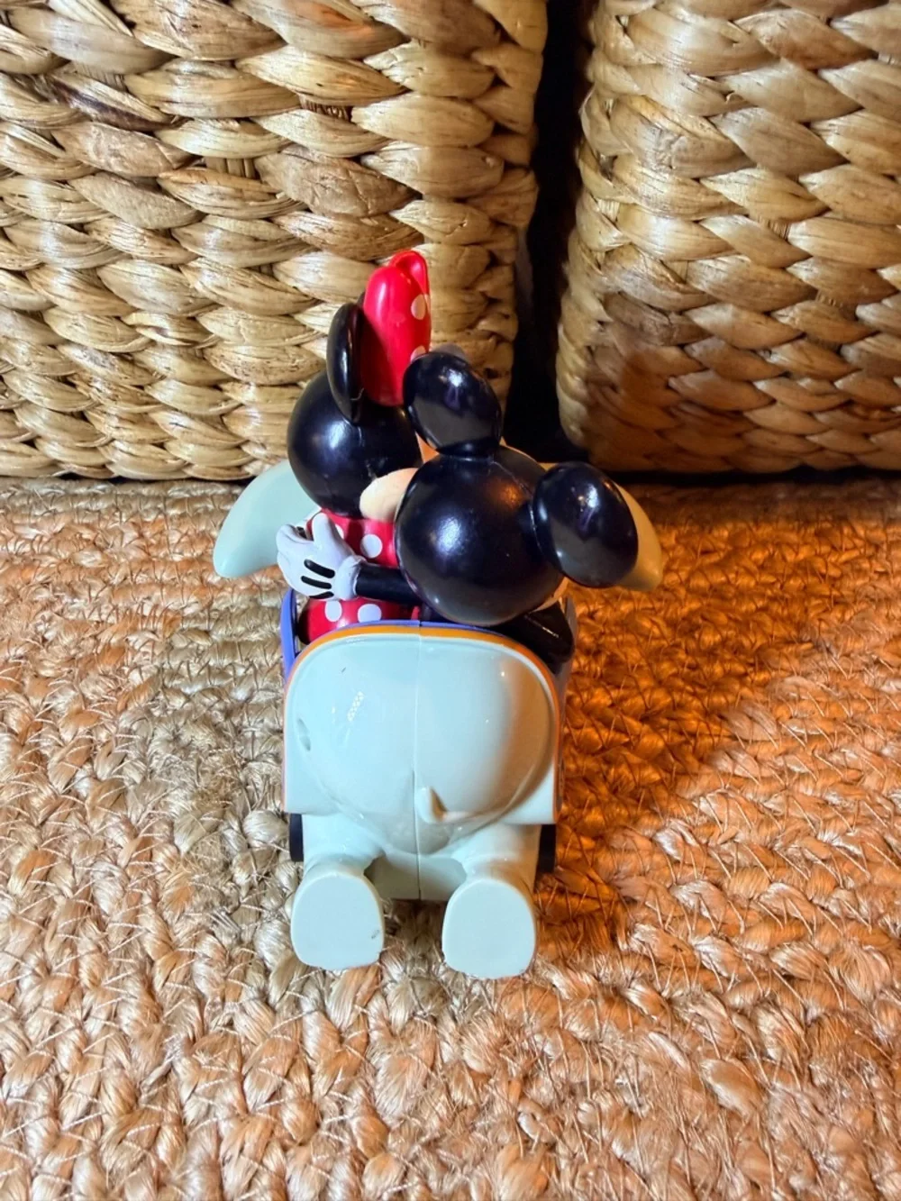NWT Disney Parks Mickey & Minnie Ride-On Dumbo Pull Back Toy